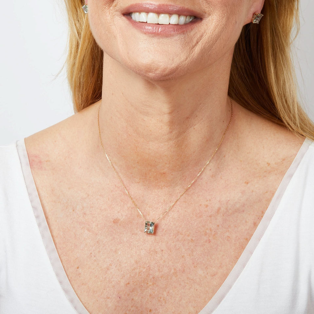 9ct Gold Amethyst Necklace GN408G