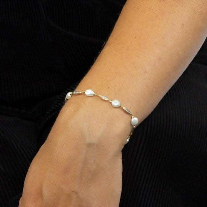 9ct Keshi Pearl Station Yellow Gold Bracelet GB491W