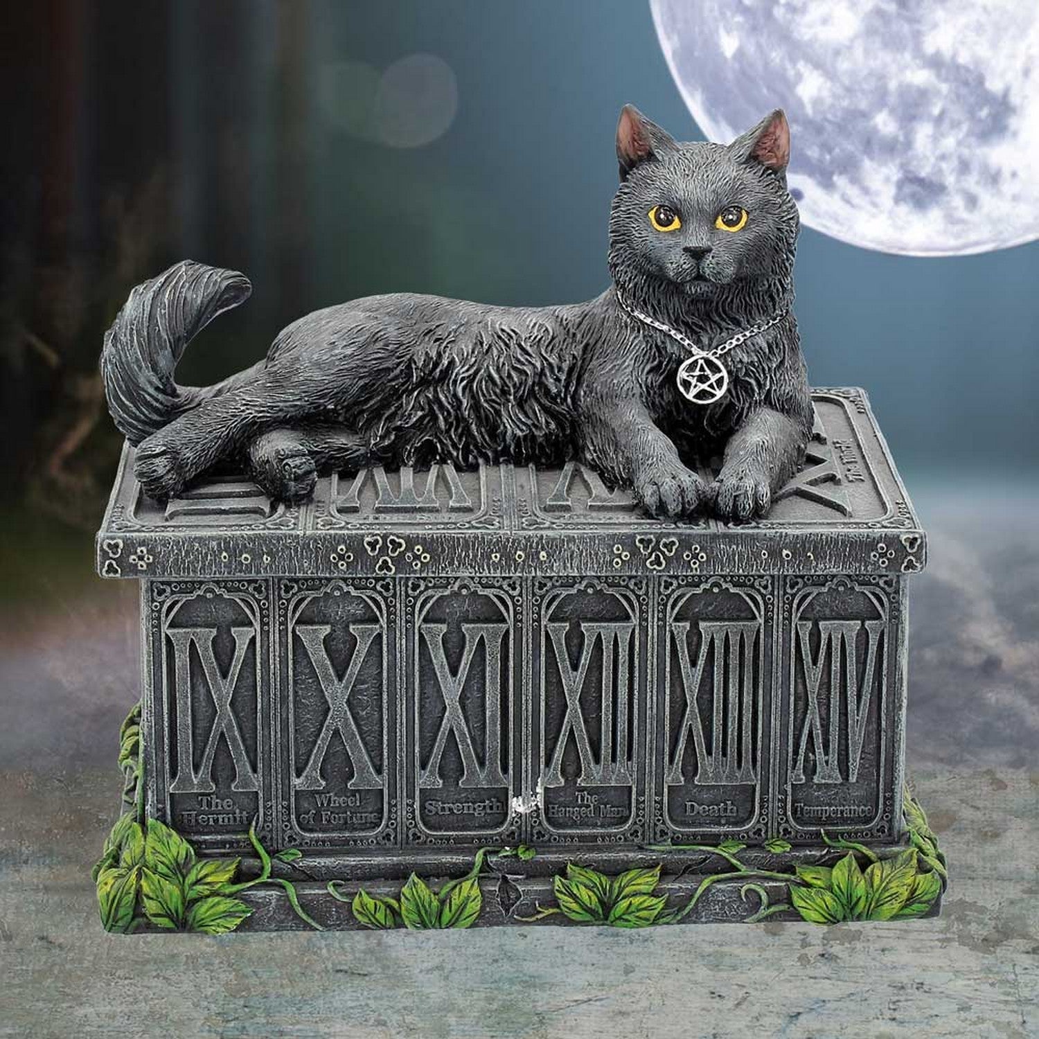 Fortune's Watcher Cat Familiar Tarot Box B2808G6