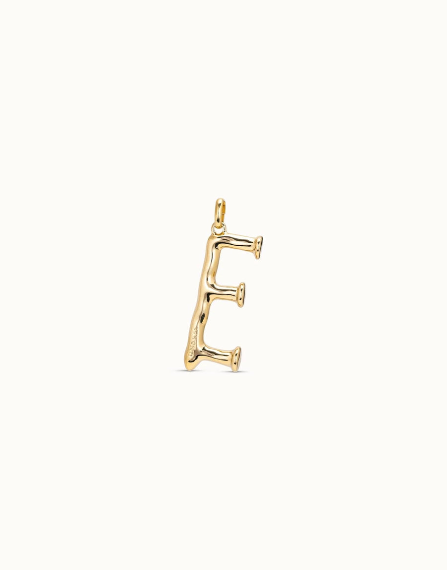 Gimme A Letter E Large Golden Metal Charm CHA0005ORO0000U