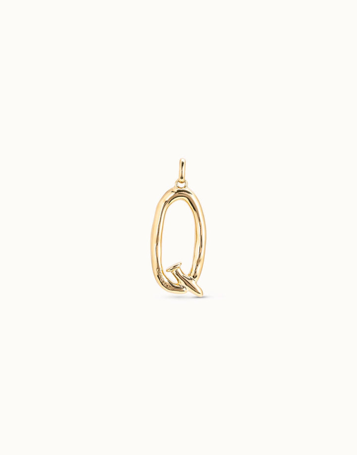 Gimme A Letter Q Large Golden Metal Charm CHA0017ORO0000U