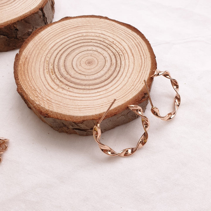 Twisted circle earrings-4