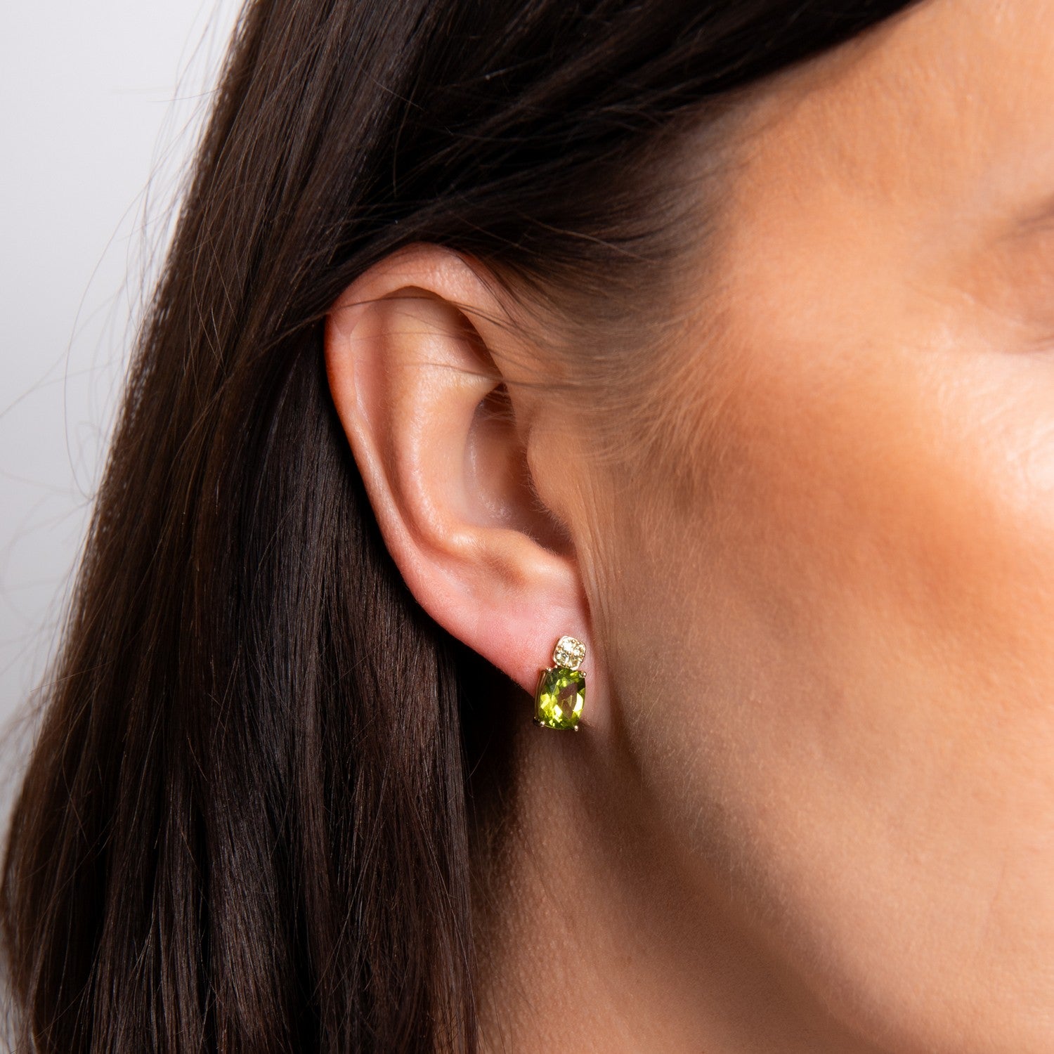 9ct Yellow Gold Peridot Earrings GE2512G