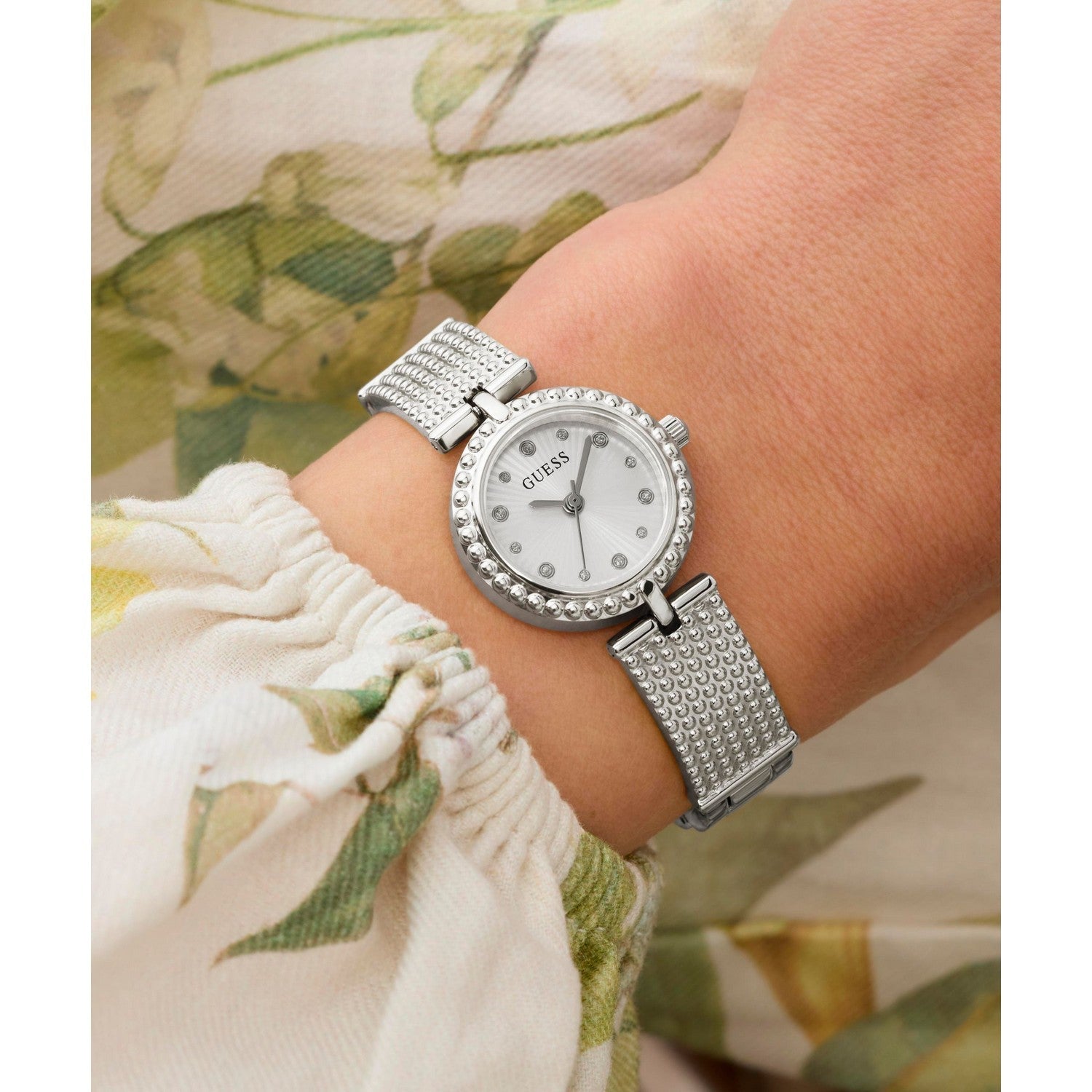Guess Men’s Holly Silver Dial Bracelet Watch GW1017L1