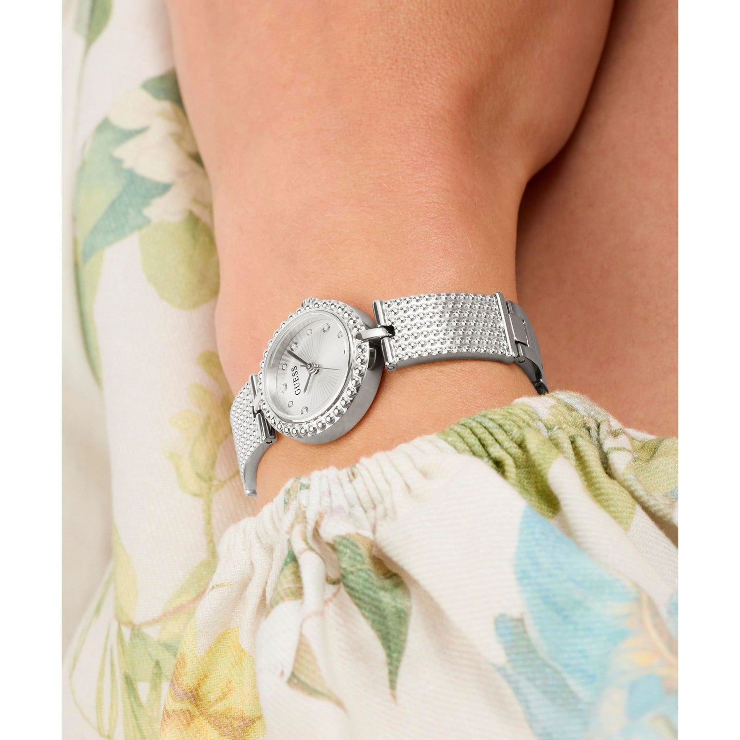 Guess Men’s Holly Silver Dial Bracelet Watch GW1017L1