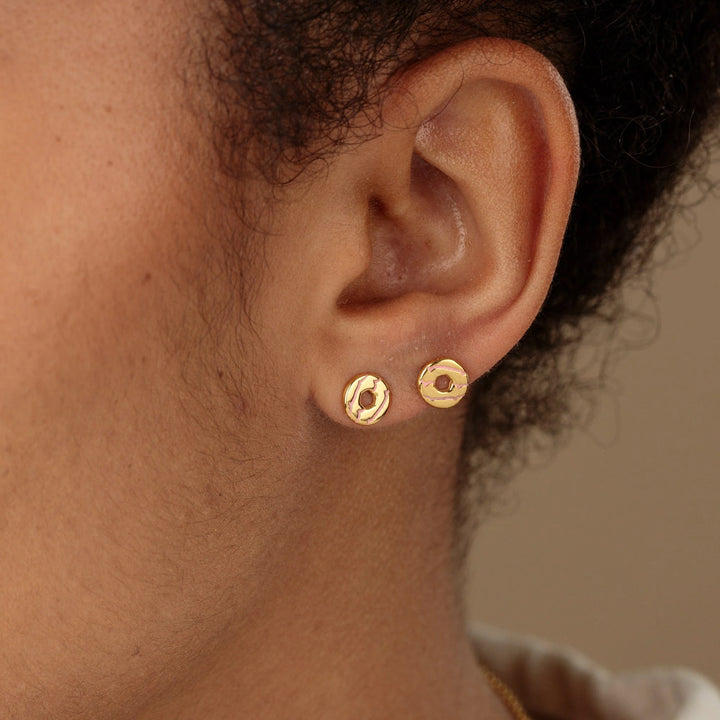 Gold Party Ring Biscuit Stud Earrings with Pink Enamel SEGPPR