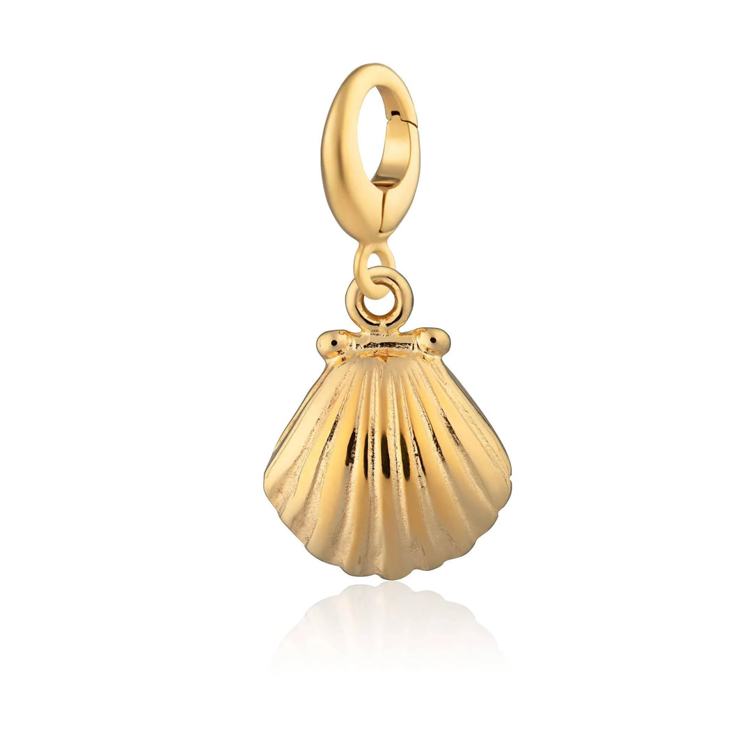 Gold Plated Clam Shell Charm CGCS