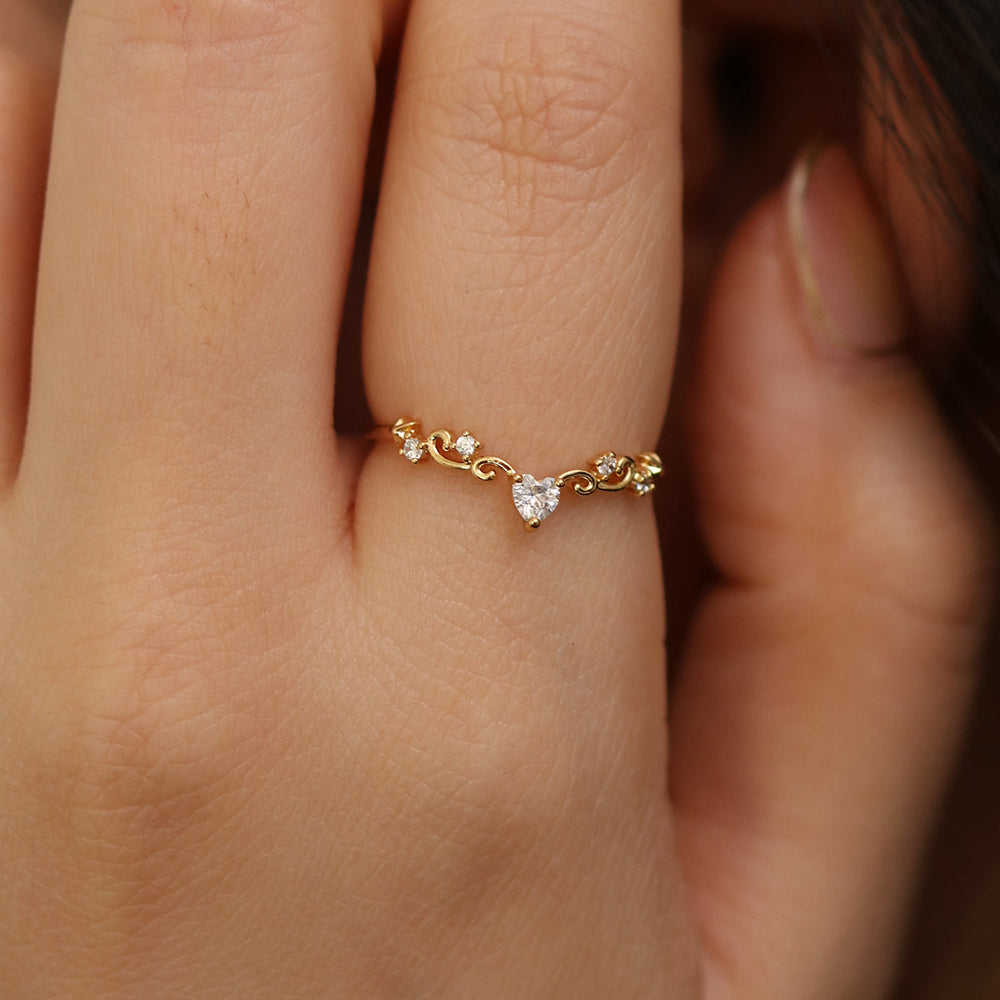 Elegant Heart Ring