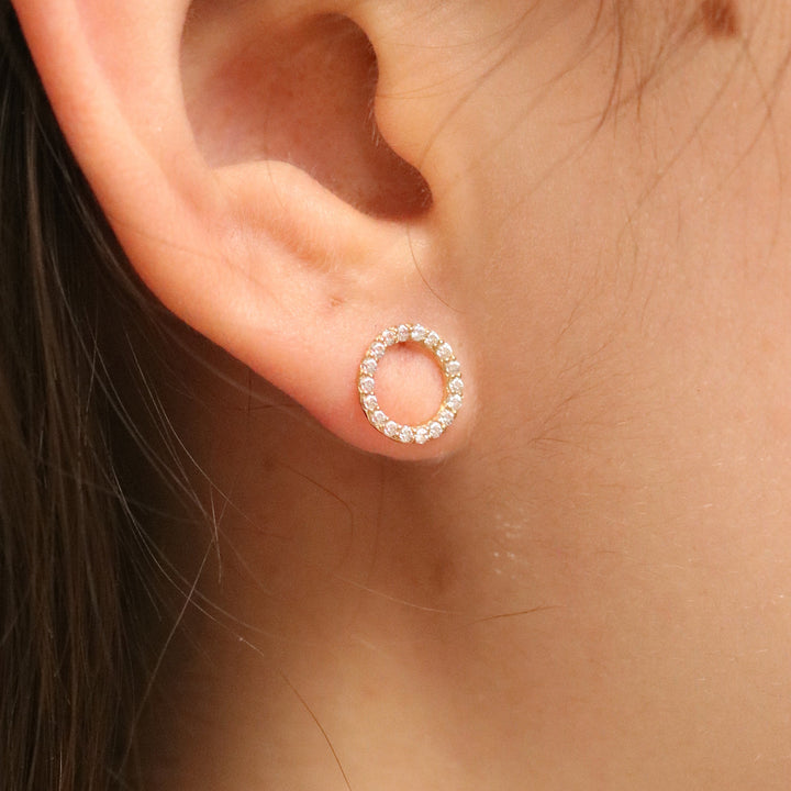 White topaz circle studs-4