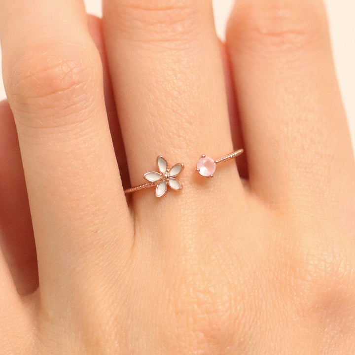 Rose quartz flower ring-3