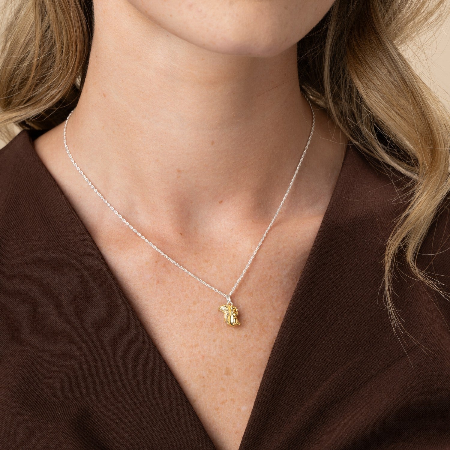 Laura Ashley Autumnal Woodland Red Squirrel Necklace N4792