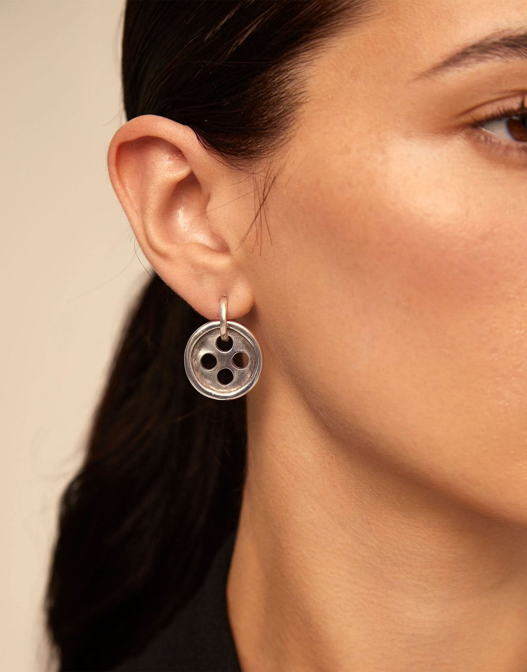 Needle And Button Silver Metal Earrings PEN0017MET X