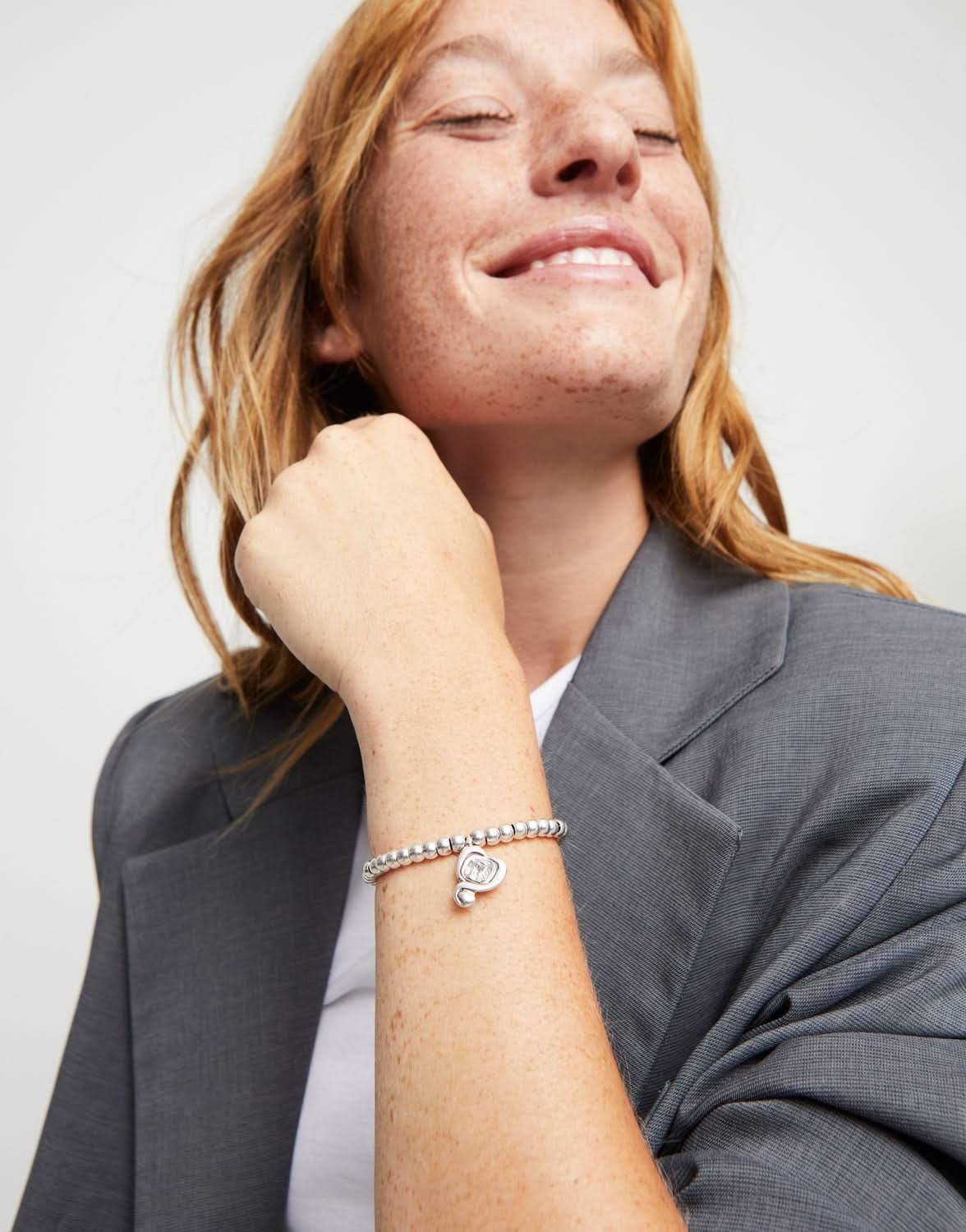 Sterling Silver Plated Ser Expresiva White Bracelet PUL2514CRSMTL0 - Exquisite bracelet that embodies originality and craftsmanship, an essential piece for the discerning luxury jewelry lover.