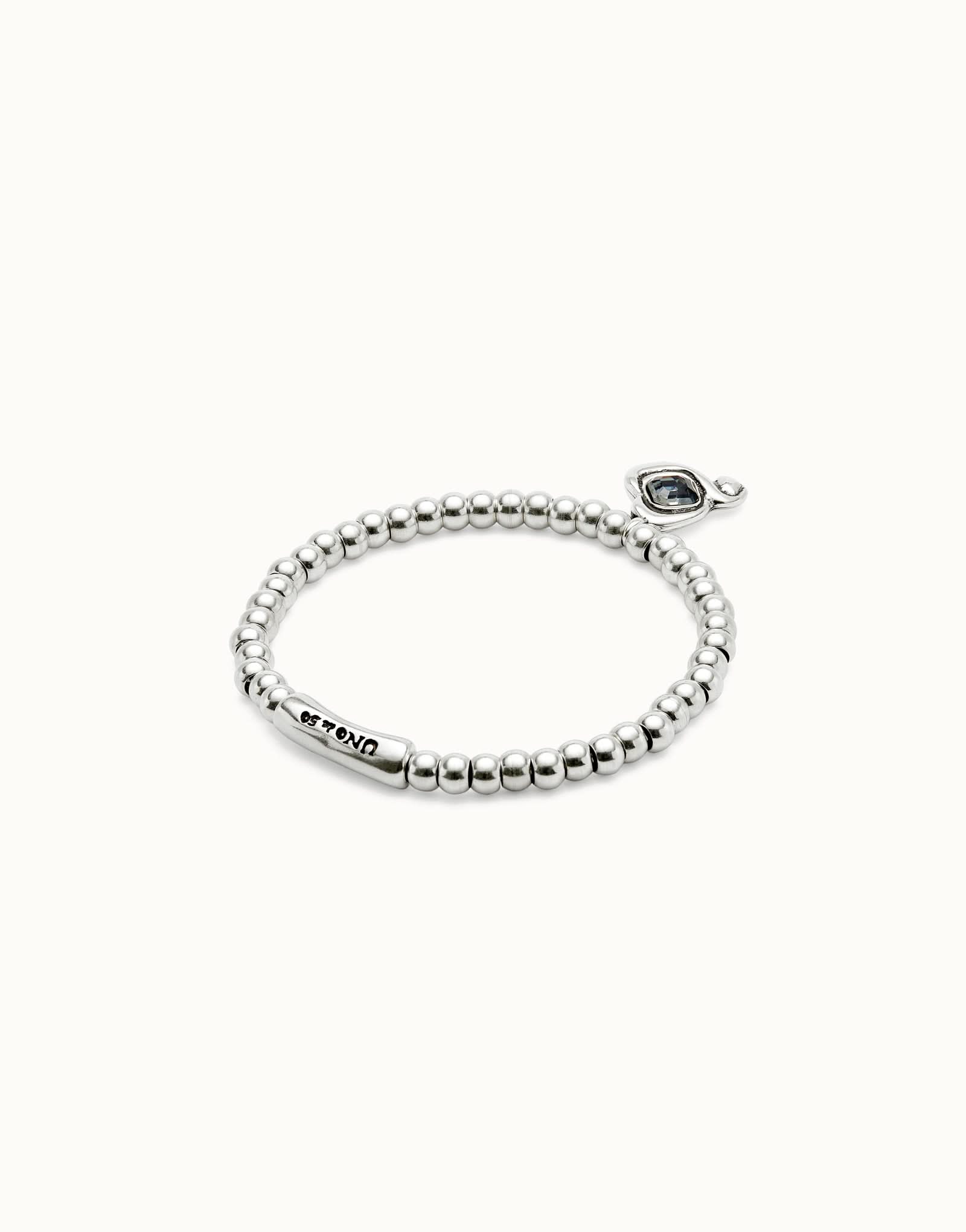 Elegant close-up of the Sterling Silver Plated Ser Expresiva Black Bracelet PUL2514NGRMTL0 displaying intricate details and craftsmanship in a bold accessory.