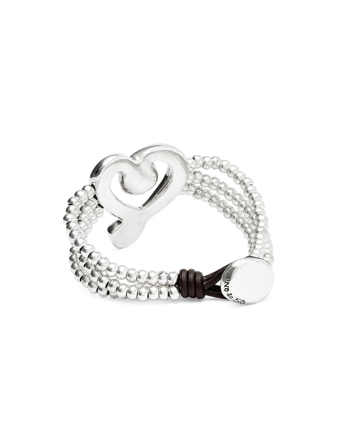 Sophisticated look of the Sterling Silver Plated Ser Expresiva Pink Bracelet PUL2543RSAMTL0 that blends artisanal craftsmanship with modern design, capturing the essence of luxury in a bracelet.