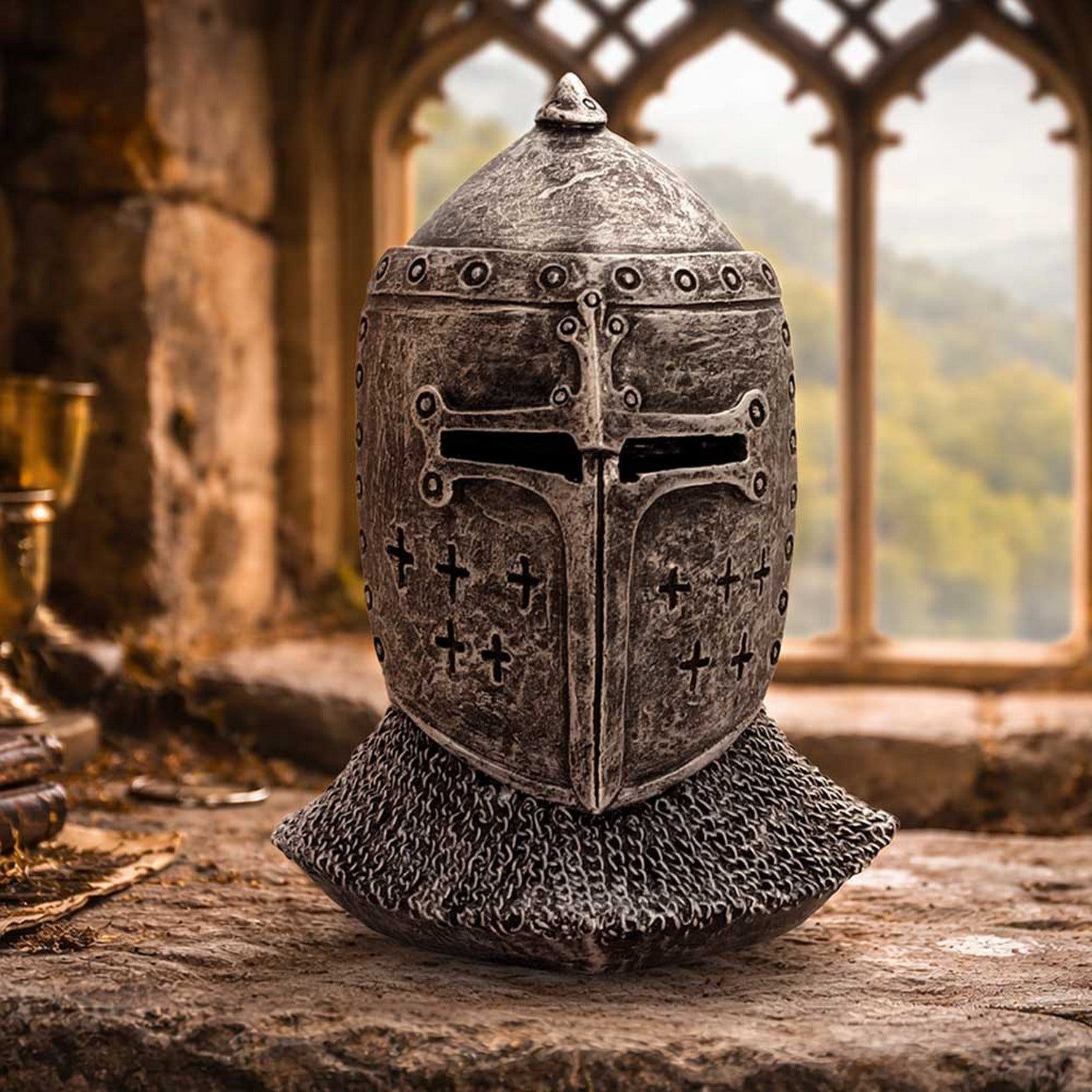 Helm of the Brave Helmet Figurine 10.6cm U7617B26