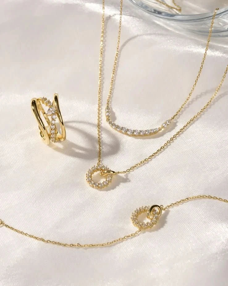 Ania Haie Gold Interlinked Circles Pavé Bracelet B056 - 01GAnia HaieB056 - 01G