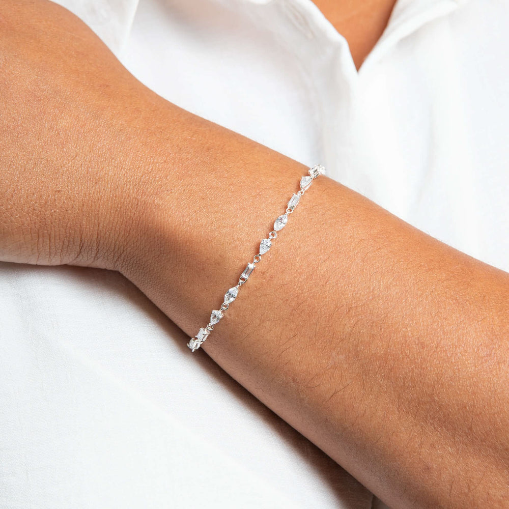 Beginnings Sterling Silver Cubic Zirconia White Bracelet B5535C