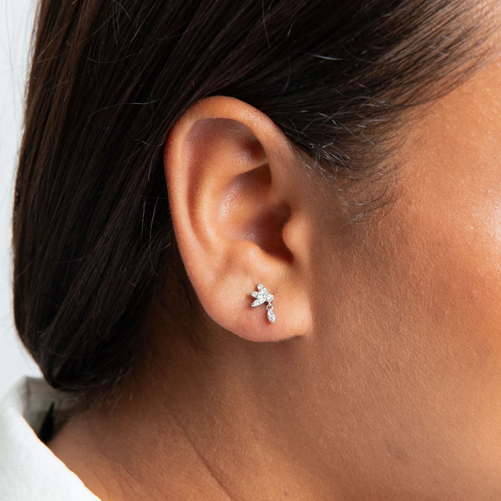 Beginnings Sterling Silver Cubic Zirconia White Earrings E6493C