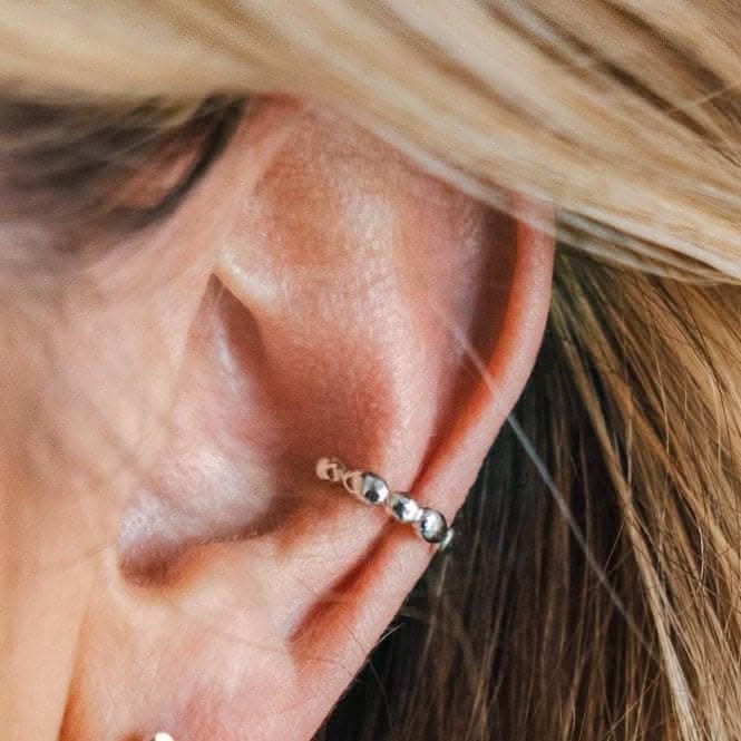 Coast Pebble Ridge Solo Ear Cuff 40170RP