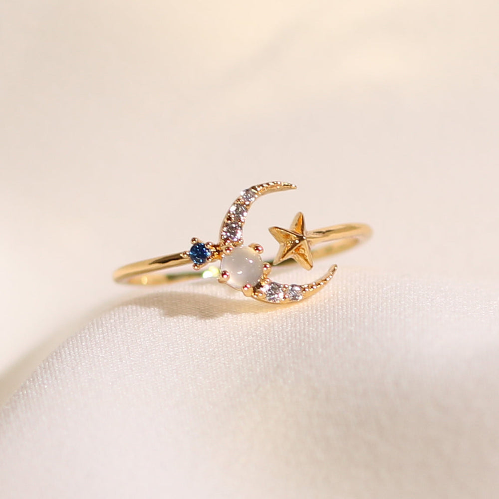 Moon Cubic Moonstone Ring