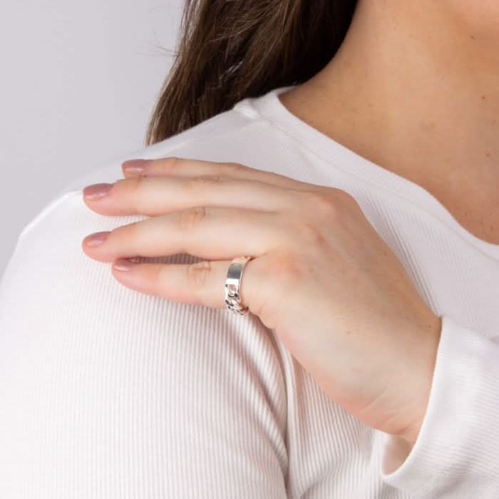 Chain And Id Engravable Silver Ring R3819