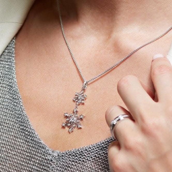 Revival Astoria Snow Zirconia Rhodium Plated Grande 18" Necklace 90486CZ