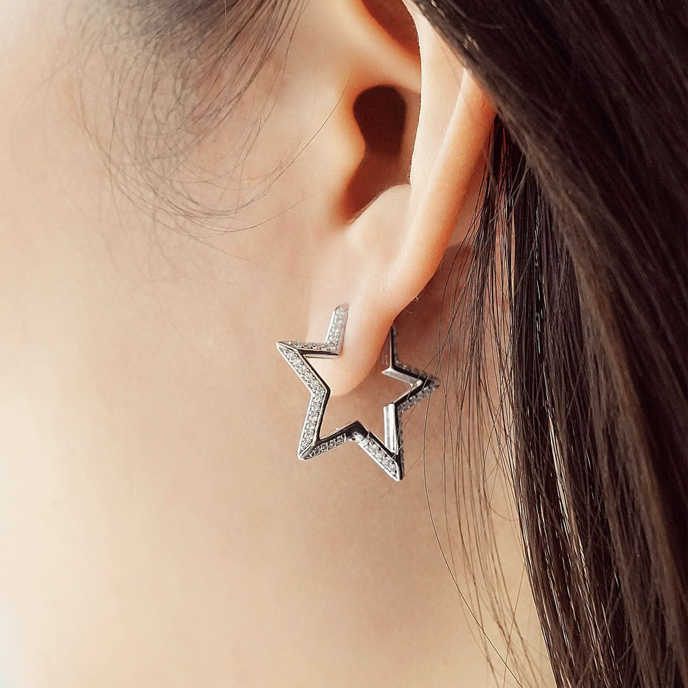 Silver Medium Star Pavé Hoop Earrings E064-05H