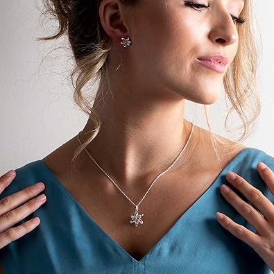Everyday Elegance: Discover the Dew Jewellery Collection at Acotis Diamonds
