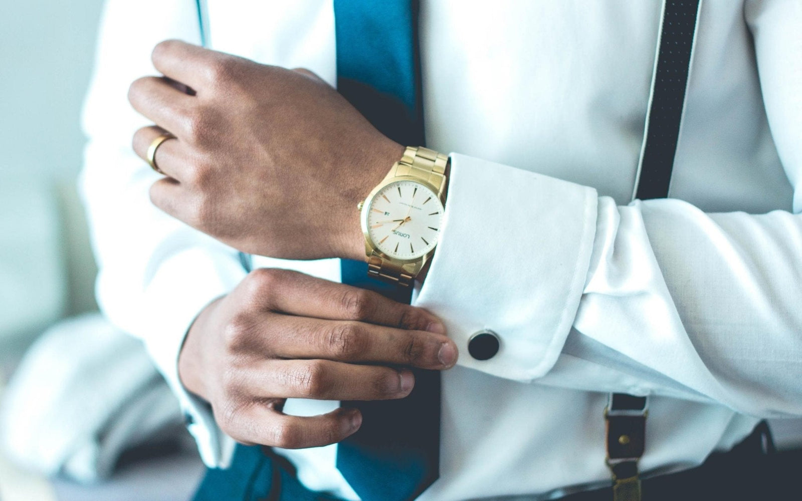 Discover the Best Men's Watches for Every Style at Acotis - Acotis Jewellery