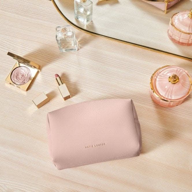 The Perfect Accessories to Elevate Your Style: Discover Our Blush Pink Clutch Bags Collection