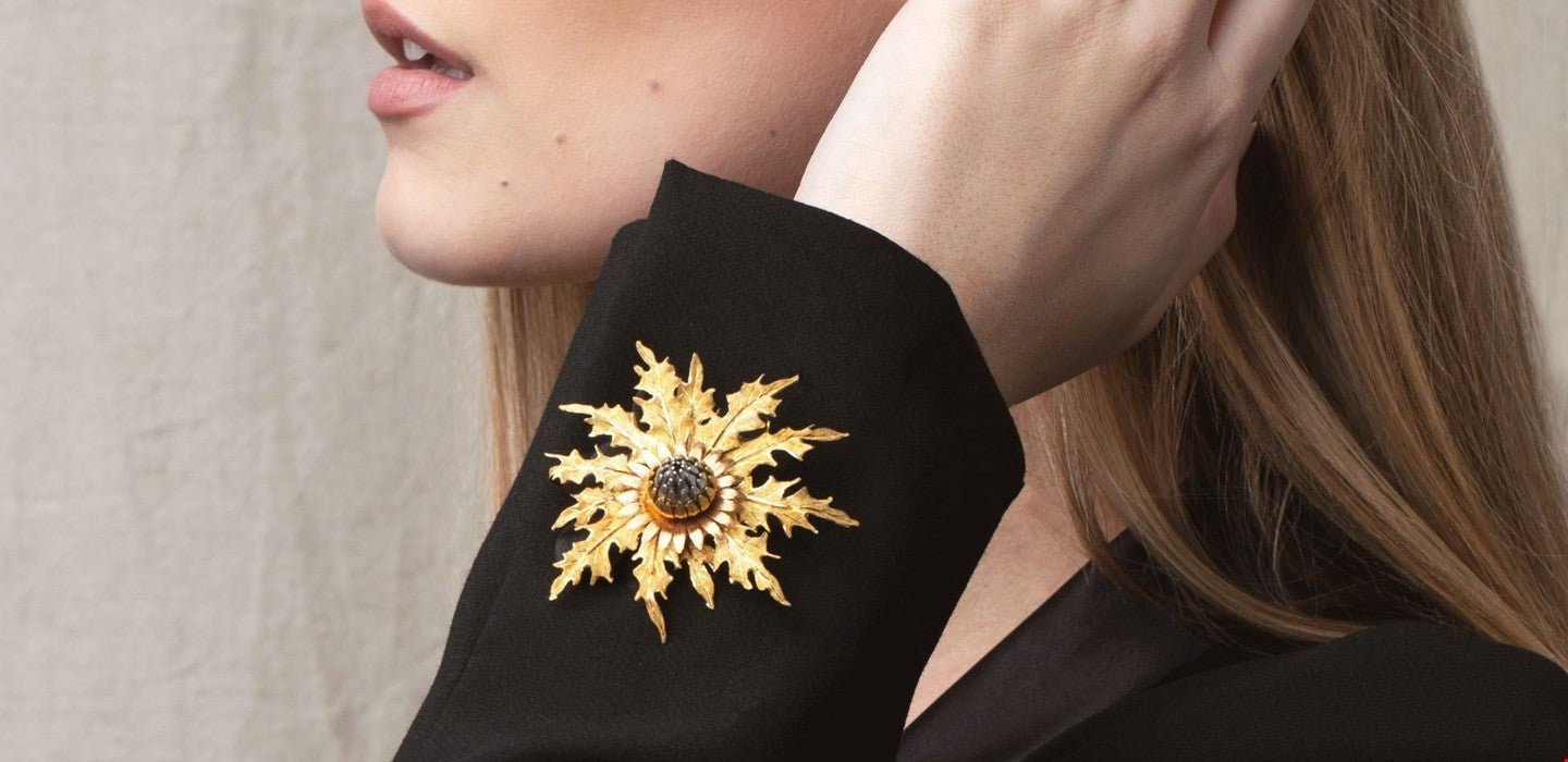 Unleashing Brooches Fashion Trends: Transforming Your Look - Acotis Jewellery