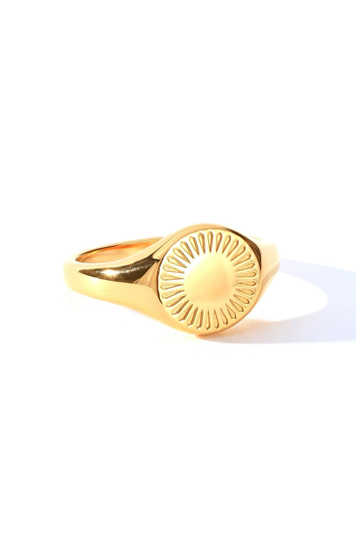 14ct Gold Plated Sterling Silver Signet Sun RingThe Fine CollectiveBA0073171 - L