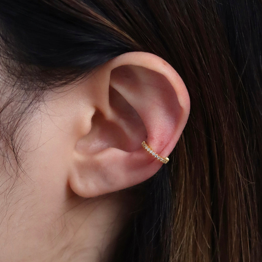 Simple Sparkle Ear Cuff-1