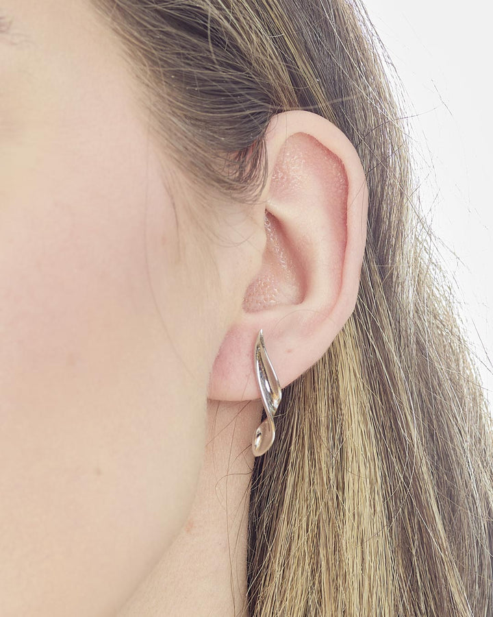Kit Heath Serenity Curve Long Stud Earrings 41192RP
