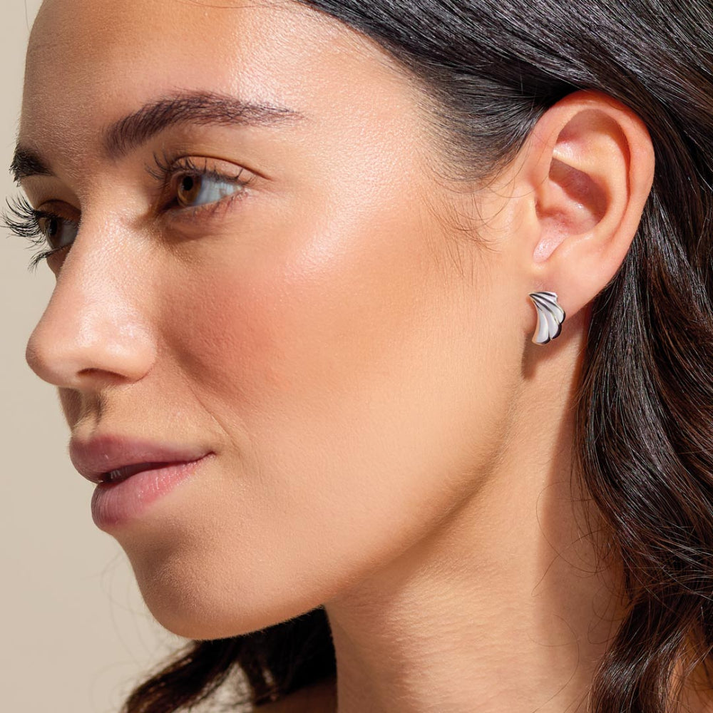 Kit Heath Océane Shell Echo Rhodium Plated Stud Earrings 41214RP