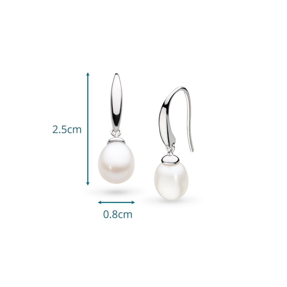 Pearl earrings with measurements on a white background