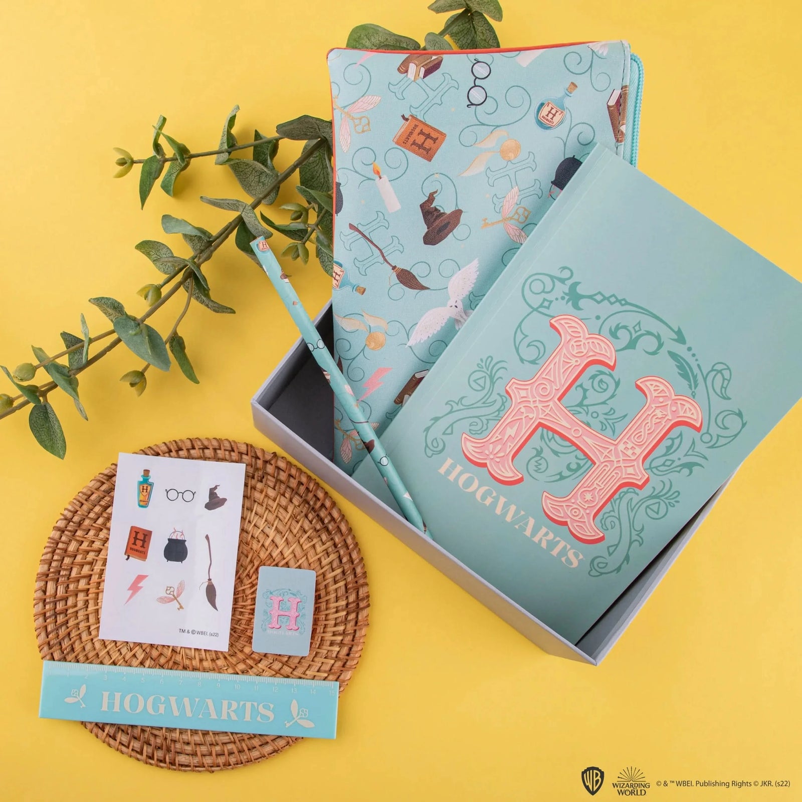 Harry Potter Stationery Set - Hogwarts Fantasy CR5114