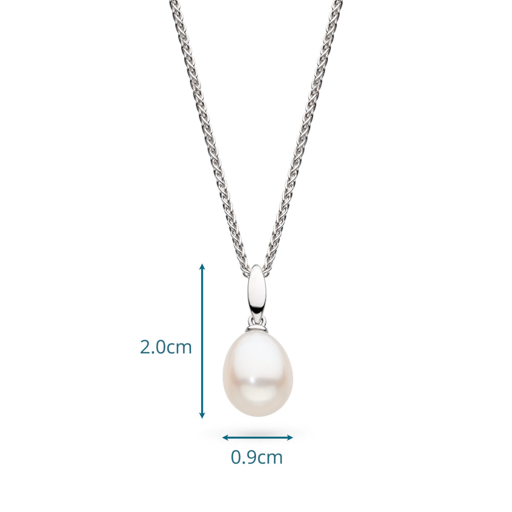 Pearl necklace with measurements on a white background
