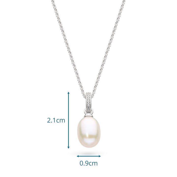 Pearl necklace with measurements on a white background