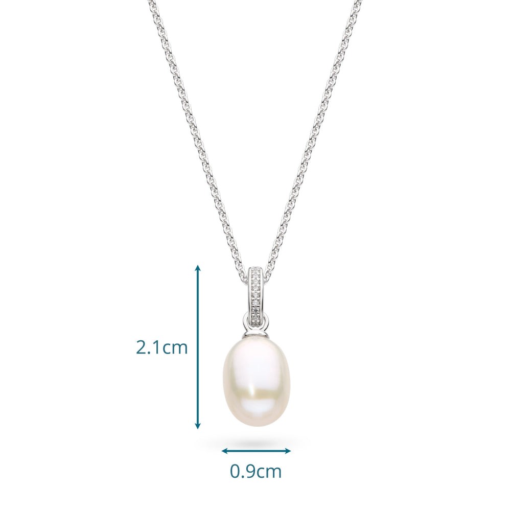 Pearl necklace with measurements on a white background