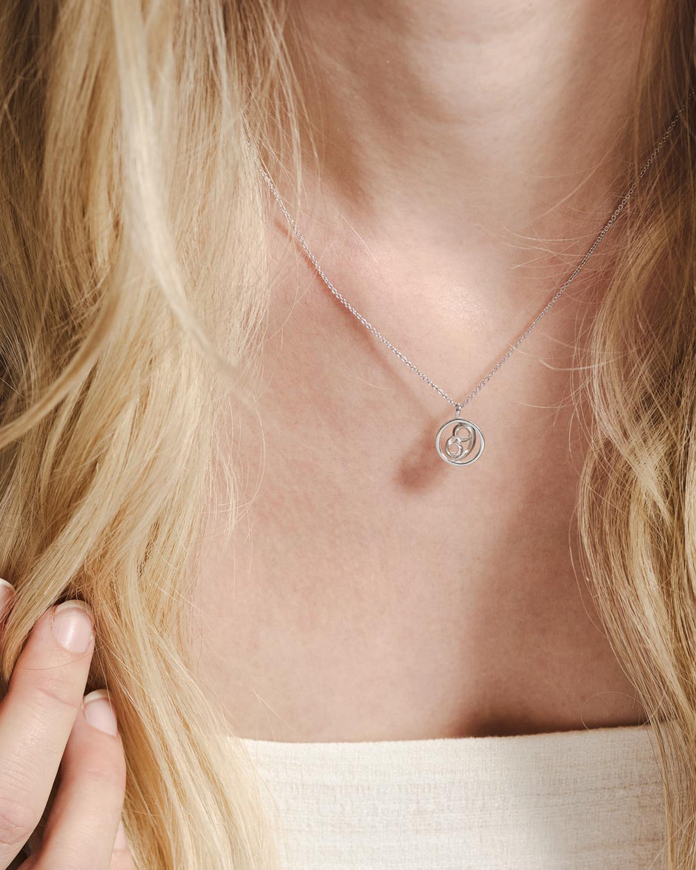 Kit Heath Celeste Zodiac Cancer 18? Necklace 90470CAN