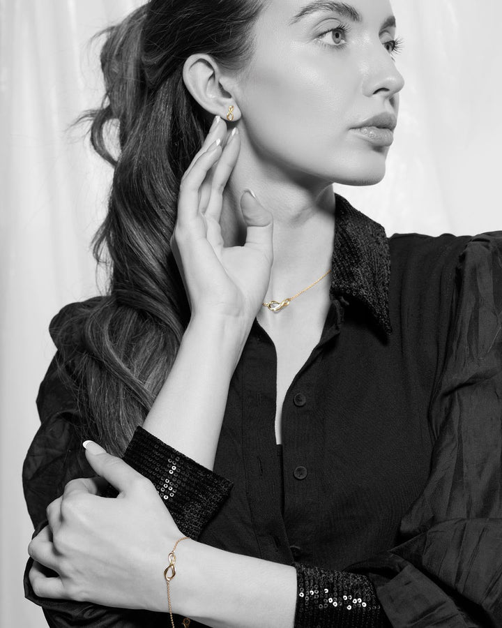 Kit Heath Infinity Mini Golden Gold Plated 17? Necklace 91160GD