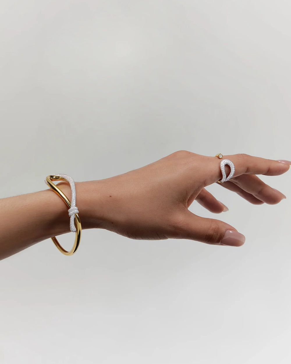 Ania Haie Swan Lake Gold Pave Knot Cuff Bracelet B077-04G