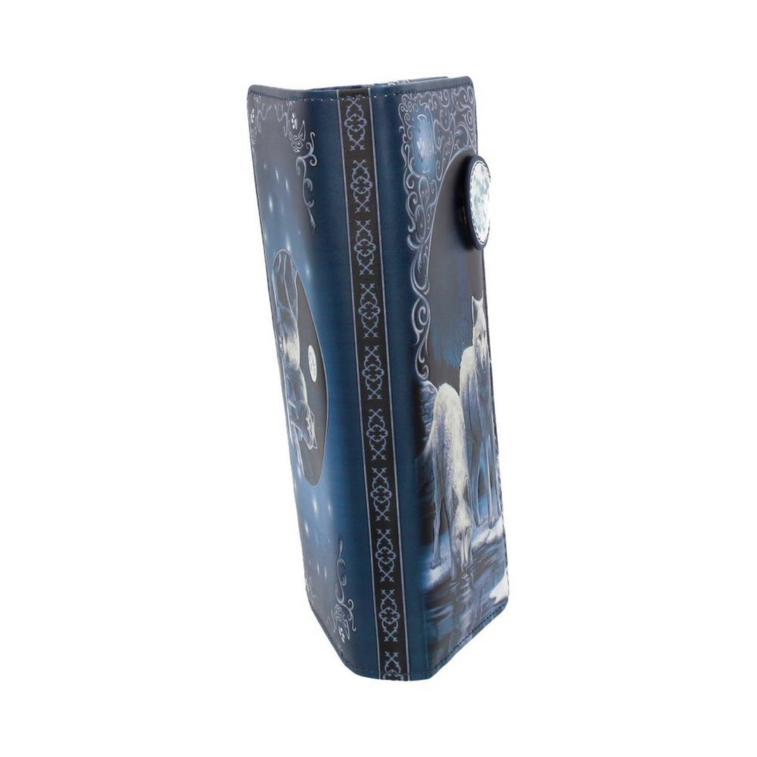 Lisa Parker Warriors of Winter Wolf Purse B3938K8