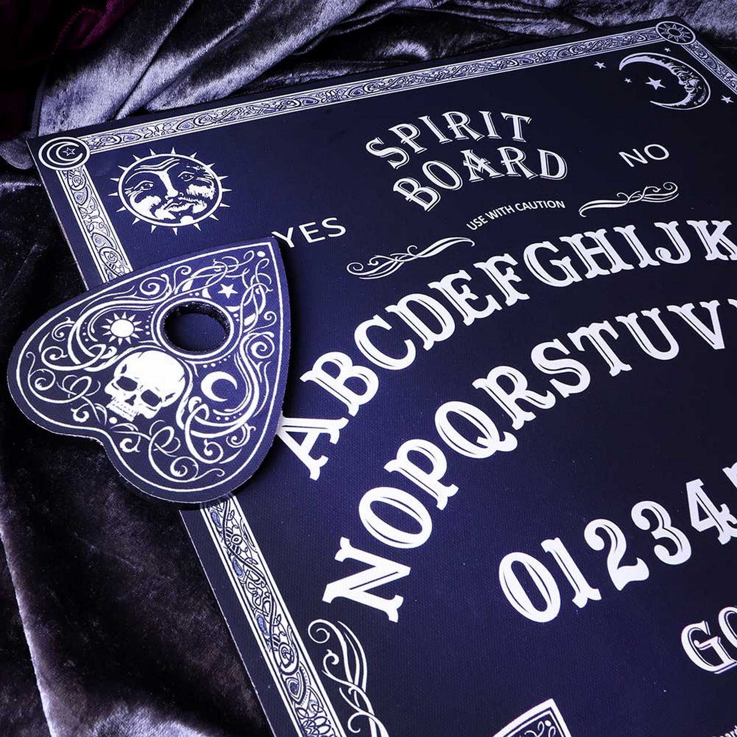 Black and White Spirit Board with Planchette B4914R0
