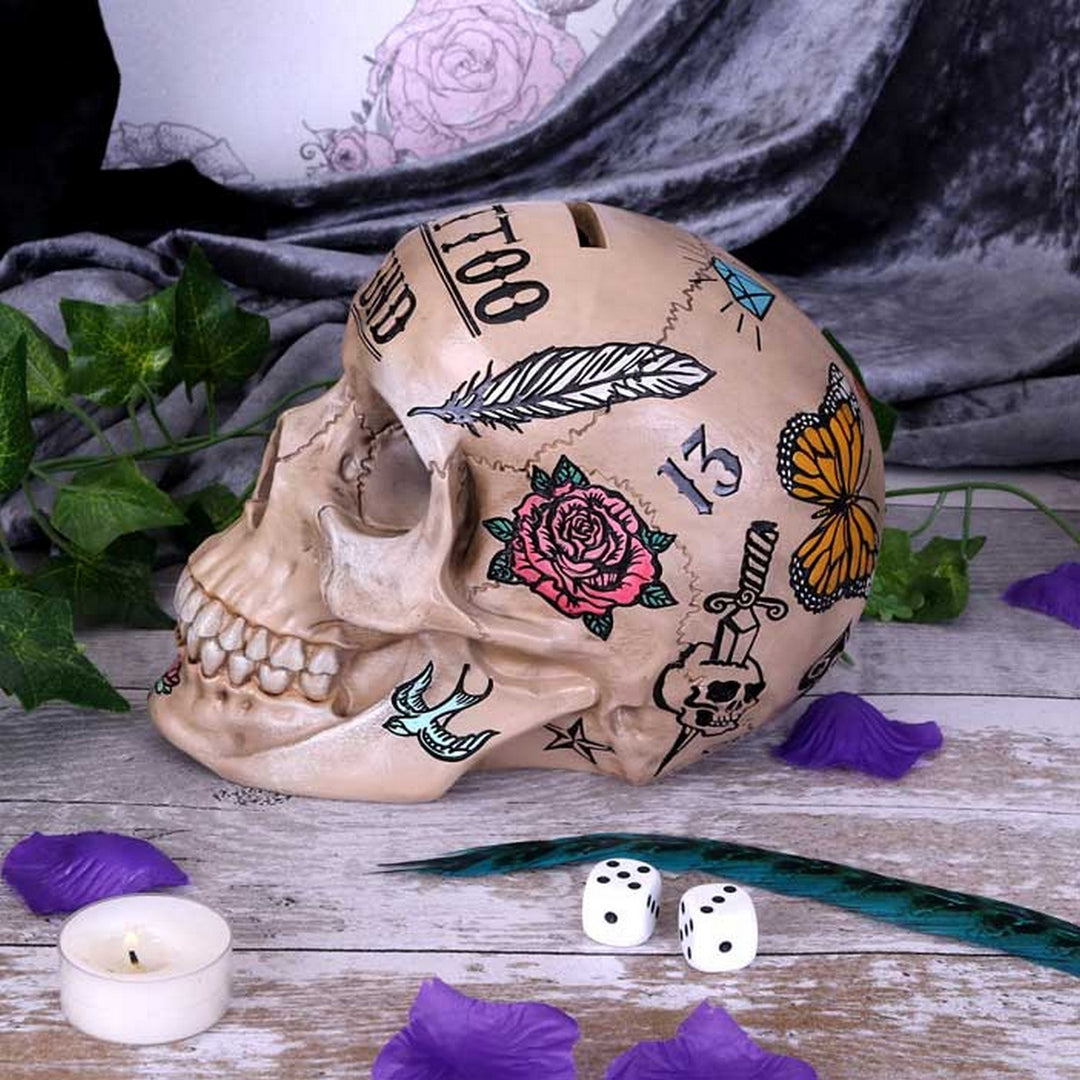 Natural Bone Coloured Traditional, Tribal Tattoo Fund Skull B5110R0