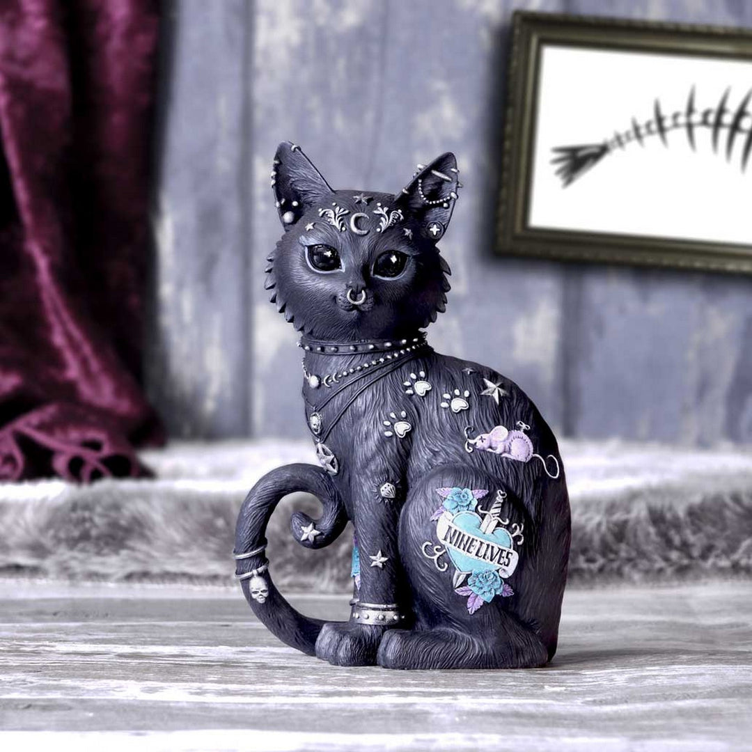 Nine Lives Cat Figurine 22cm B5886V2
