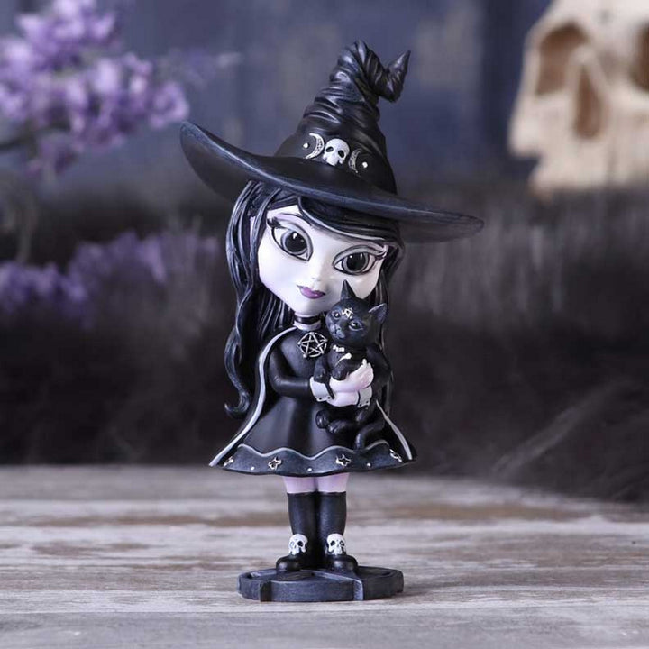 Hexara Witch Figurine 15cm B5940V2
