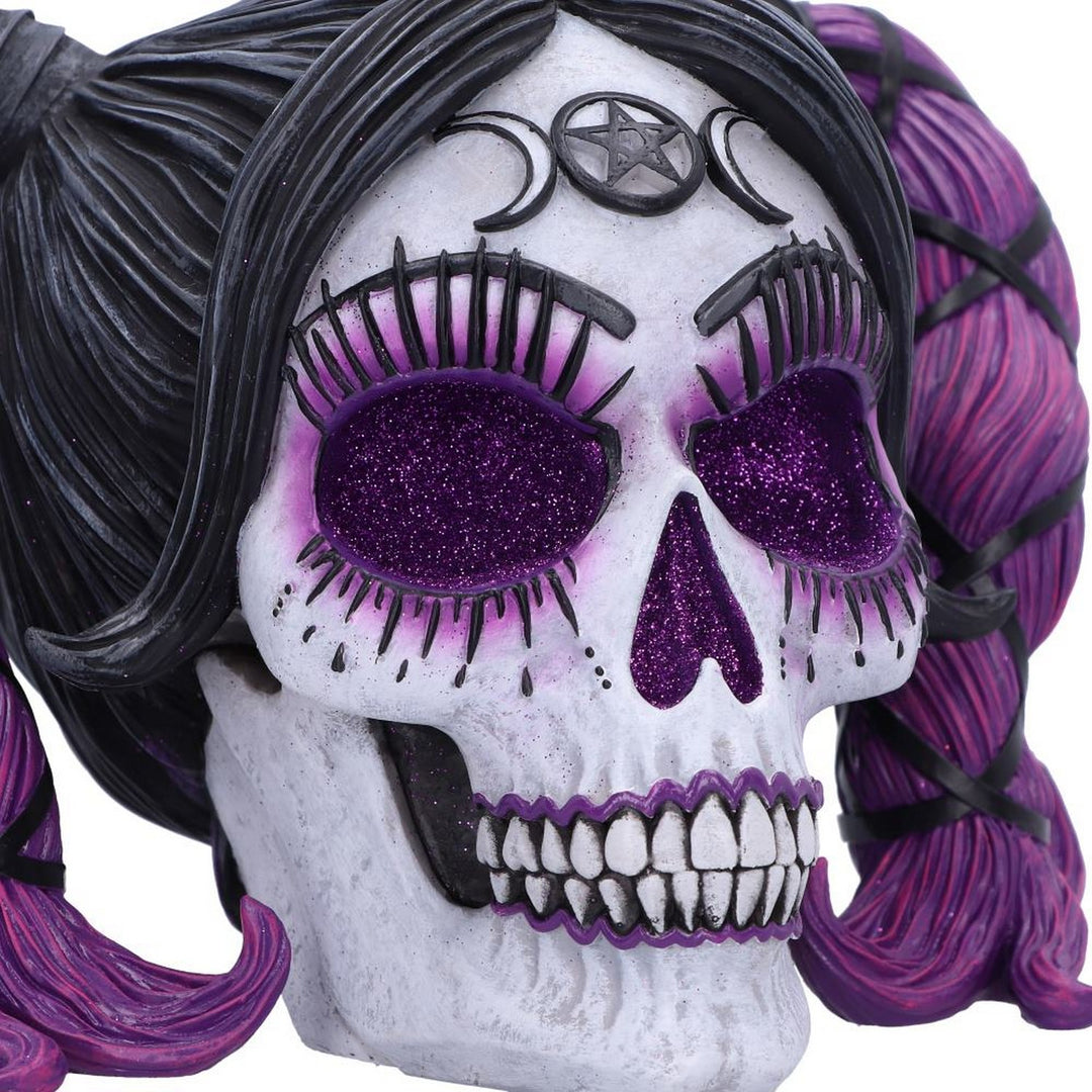 Drop Dead Gorgeous - Myths and Magic Voodoo Doll Skull B6589Y3